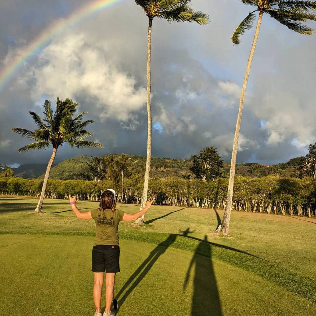 ハワイのゴルフ場の女性